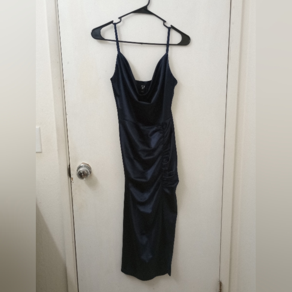 Windsor*PROM* Elegant Navy Blue Satin Dress